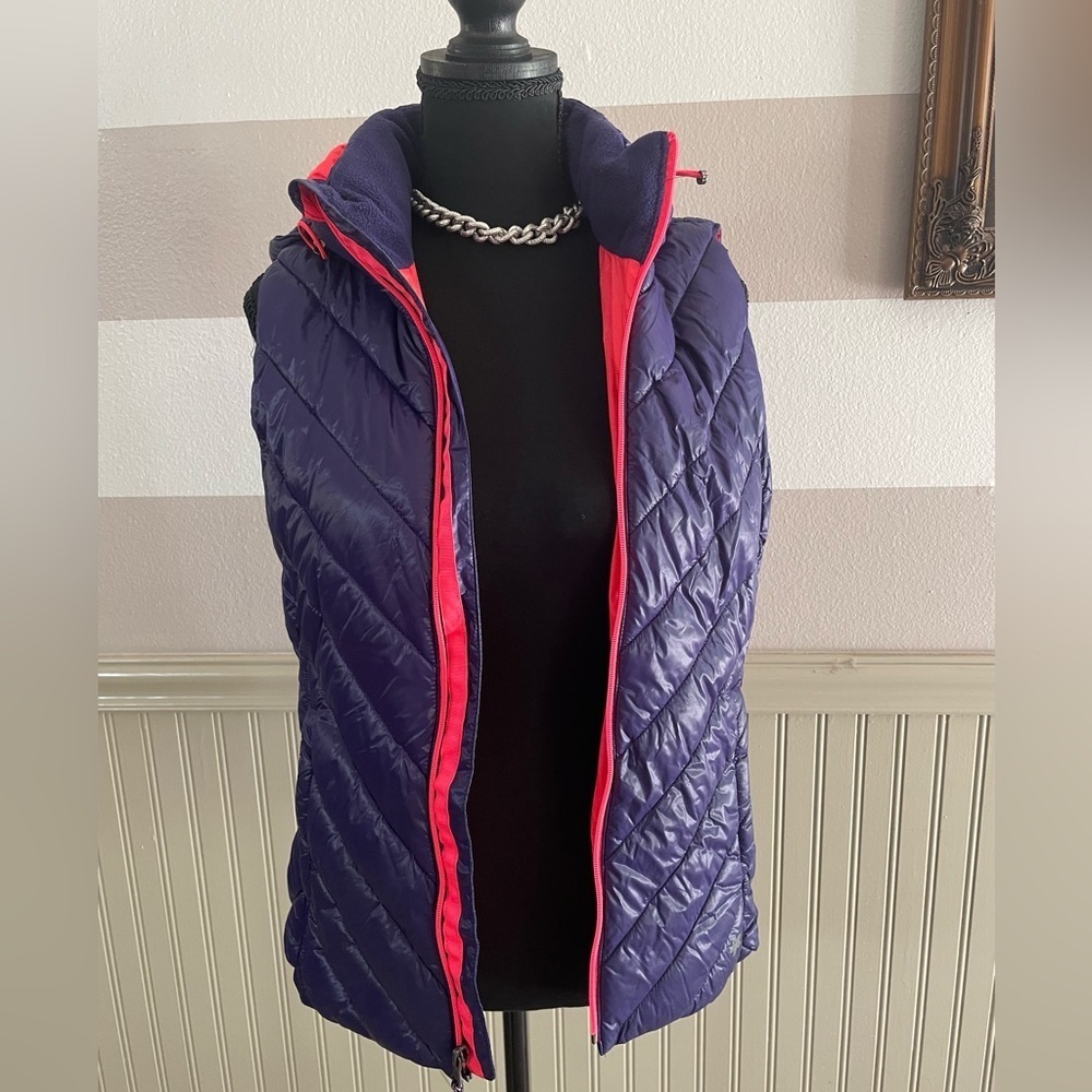 Tek Gear Red Puffer Vest